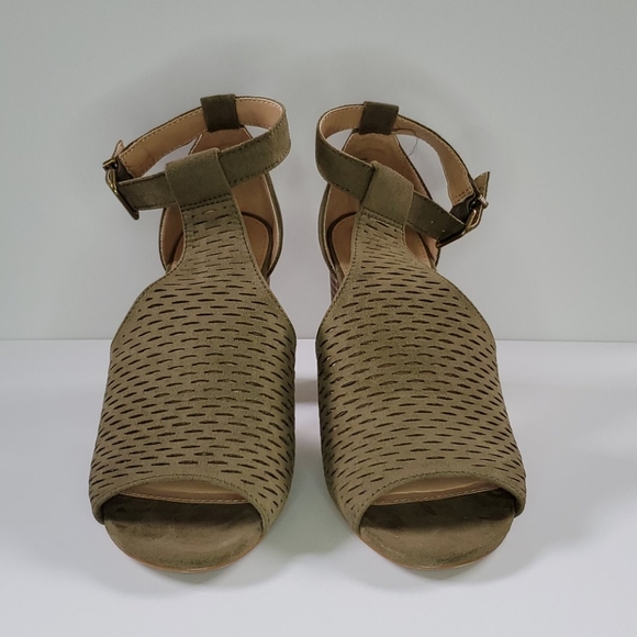 Express Block heel sandals - Picture 6 of 9